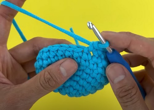 Crochet Decrease In Stitch Tutorial 1