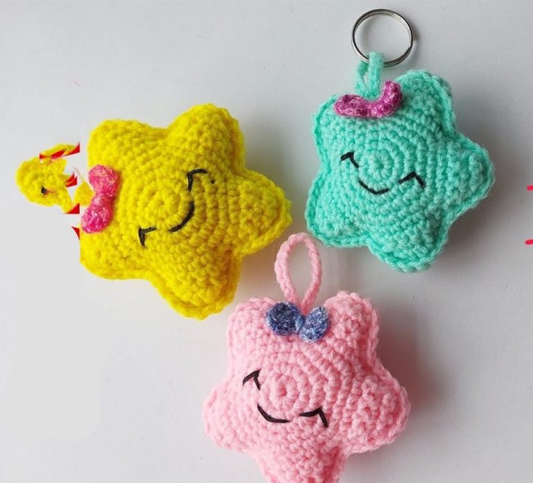 Crochet Star Amigurumi Keychain Pattern – Step By Step For Beginners