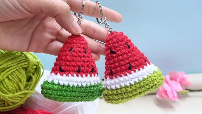 Cute Crochet Pattern Watermelon Amigurumi Keychain