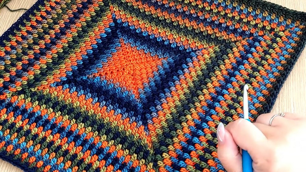 Crochet Moss Square Stitch Blanket Pattern - The Patterns