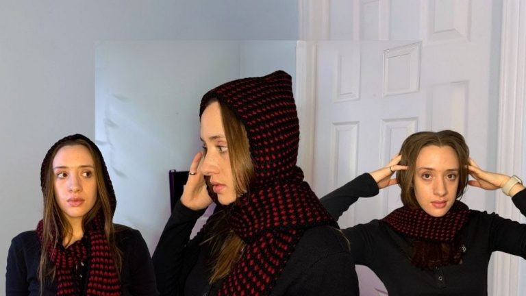 Cozy & Stylish Crochet Hooded Scarf Pattern For Winter Wardrobe