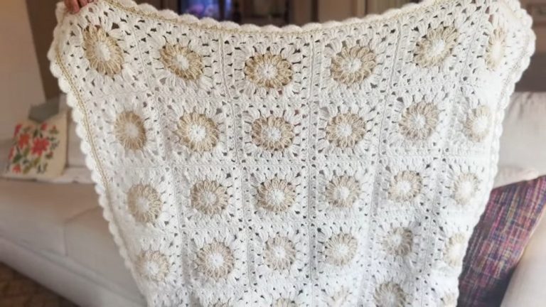 Crochet Flower Granny Square Blanket Pattern