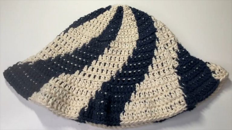 Promote Your Style With A Crochet Swirl Sun Hat Pattern