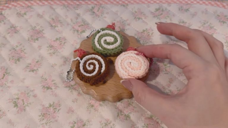 For Bag & Key Charm Crochet Cake Roll Keychain Pattern